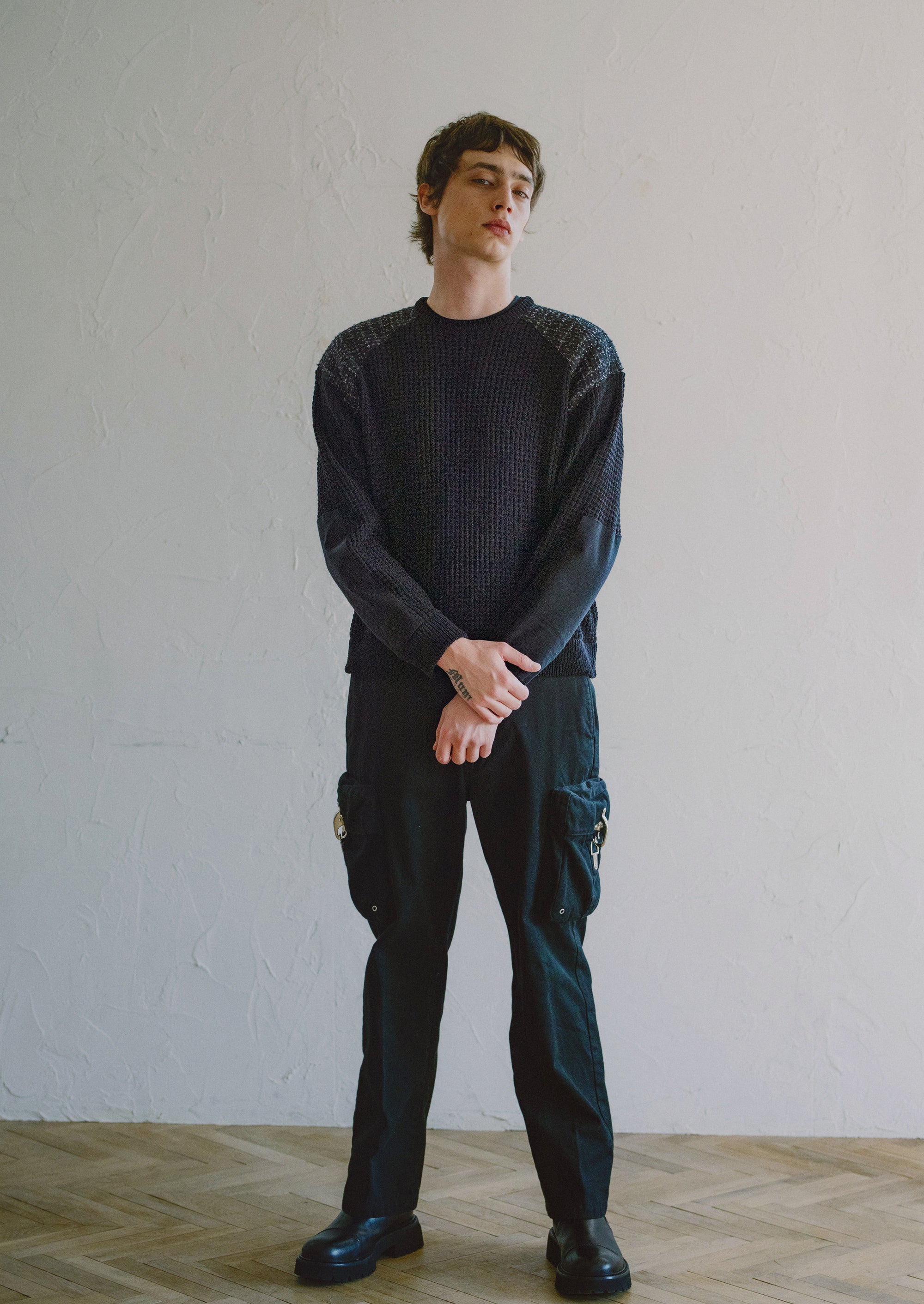 将图片加载到图库查看器,7GG WAFFLE COMMAND SWEATER / BLACK