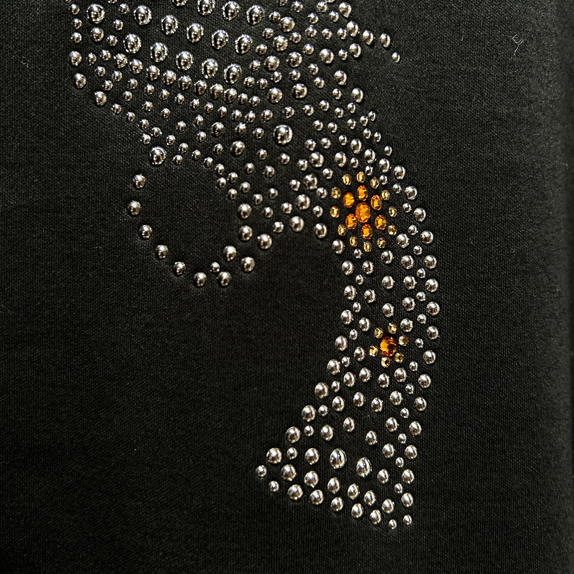 Load image into Gallery viewer, WOMENS CROSSGUN METAL T-SHIRT / BLACK