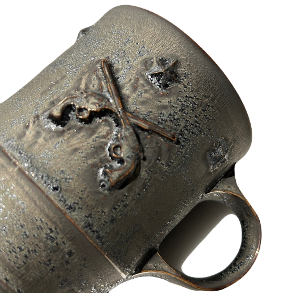 Load image into Gallery viewer, SHIRO HAMANAKA CROSSGUN MUG  6 STARS *EMBOSS  / ASH BLACK