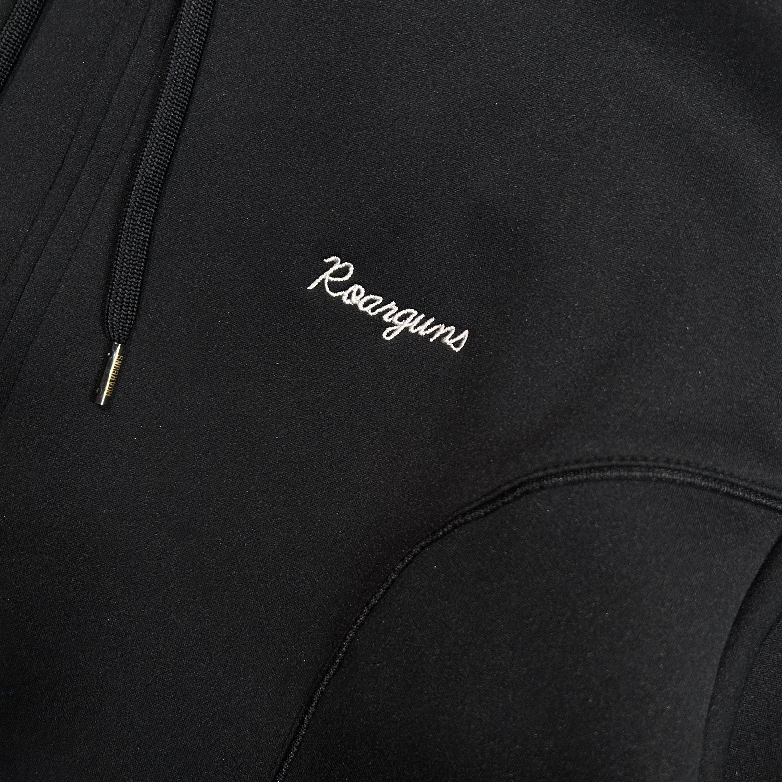 Load image into Gallery viewer, SIDELINE HOODIE CROSSGUNS / BLACK