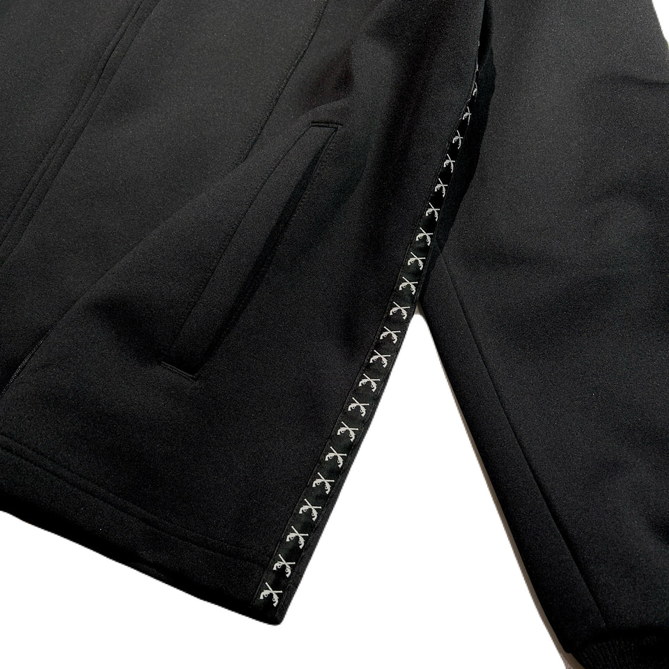 Load image into Gallery viewer, SIDELINE HOODIE CROSSGUNS / BLACK