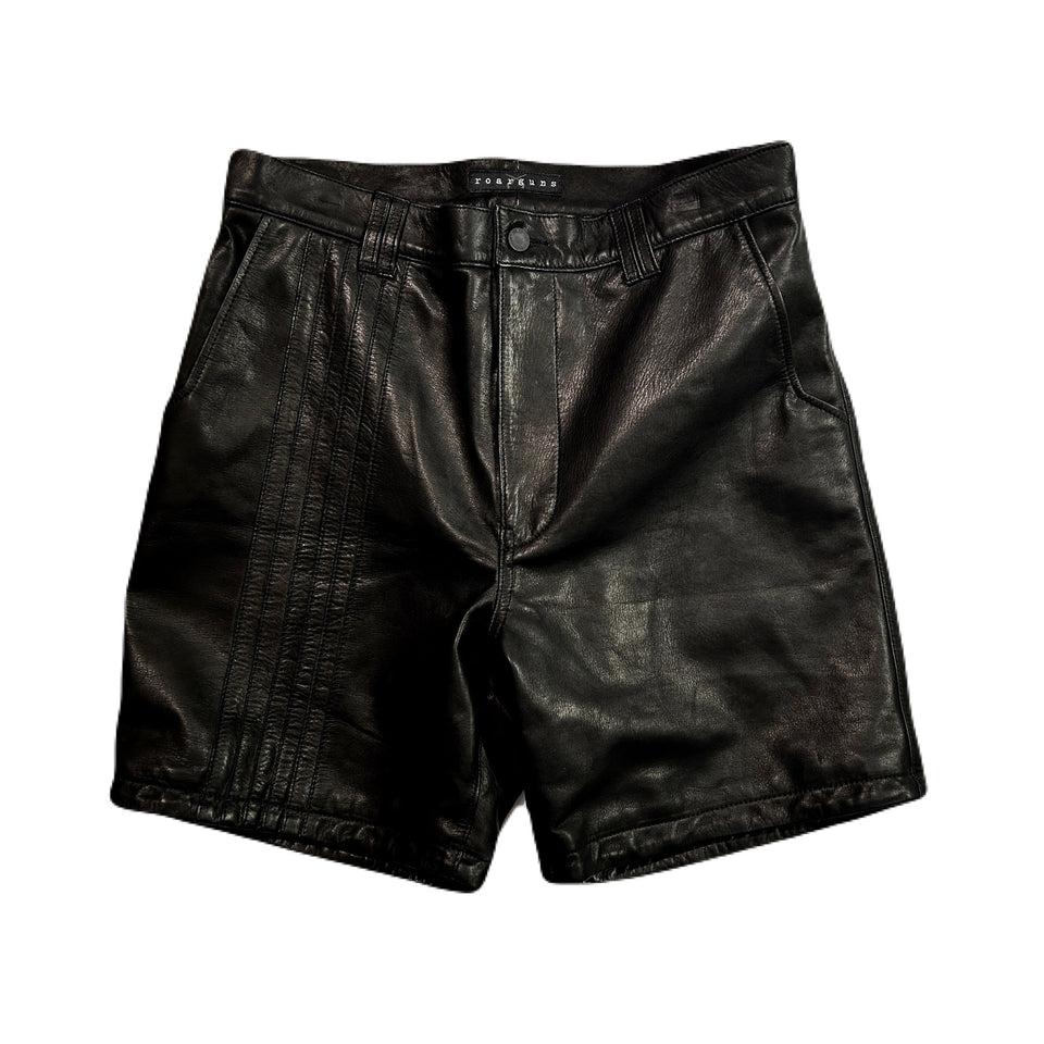 将图片加载到图库查看器,COW LEATHER SHORTS / BLACK