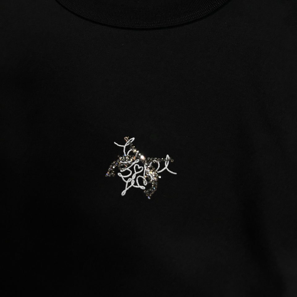 Load image into Gallery viewer, CROSSGUN EMBROIDERY x CRYSTAL T-SHIRT / BLACK