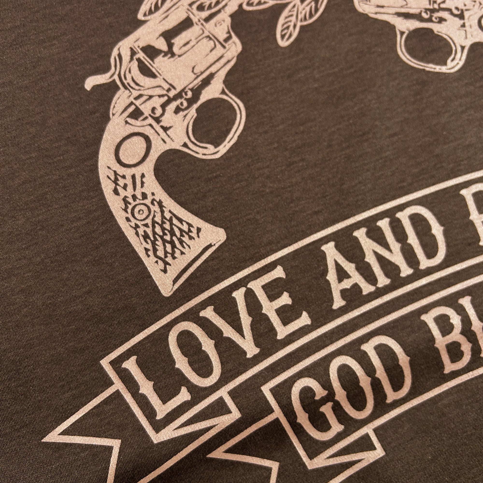 将图片加载到图库查看器,OLIVE TREE CROSSGUN T-SHIRT / BROWN