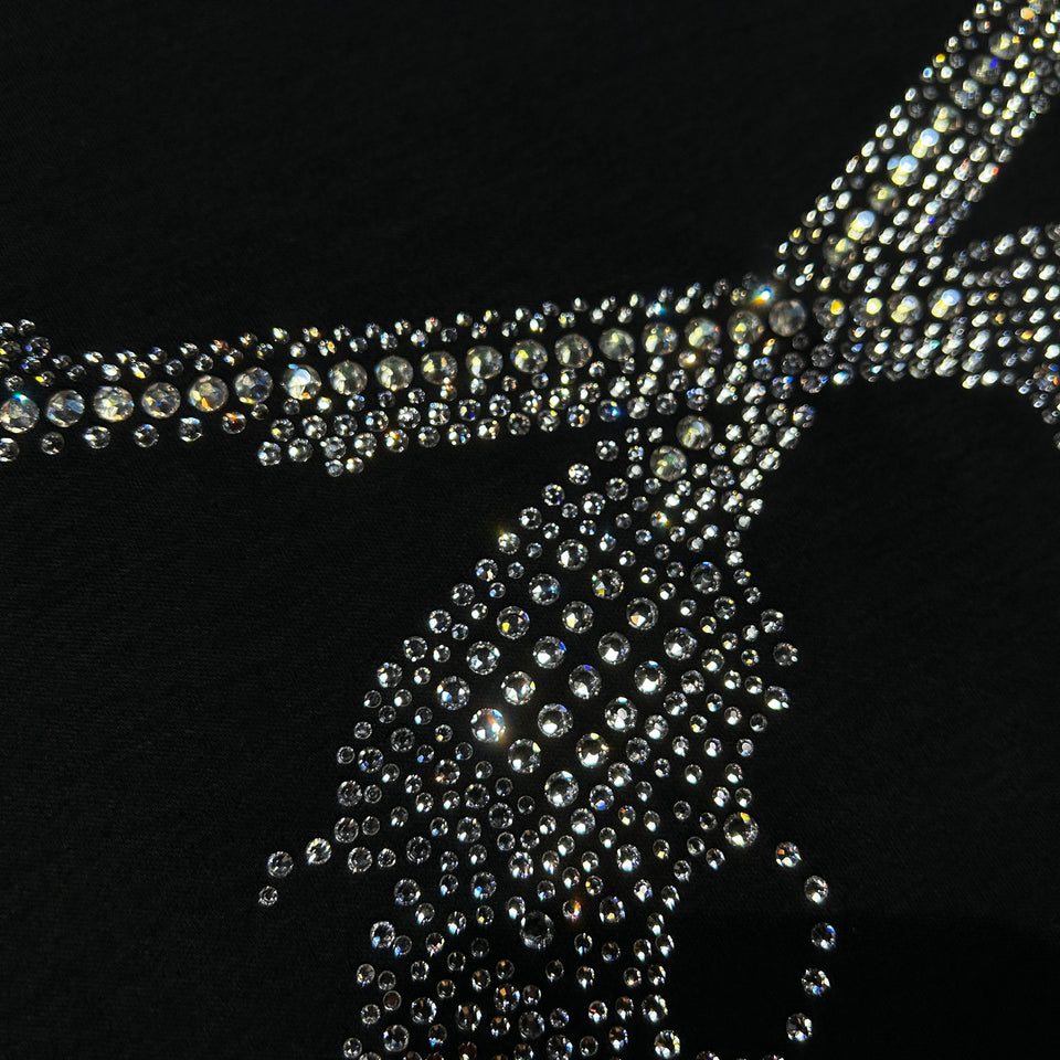 Load image into Gallery viewer, WOMENS CROSSGUN CRYSTAL T-SHIRT / BLACK