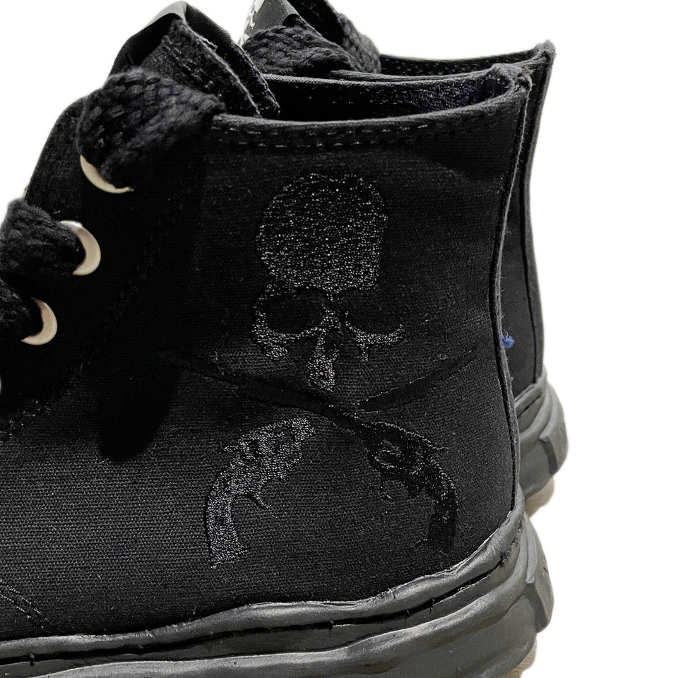 将图片加载到图库查看器,MASTERMIND WORLD x MAISON MIHARA YASUHIRO x roarguns SNEAKER / ALL BLACK LIMITED EDITION
