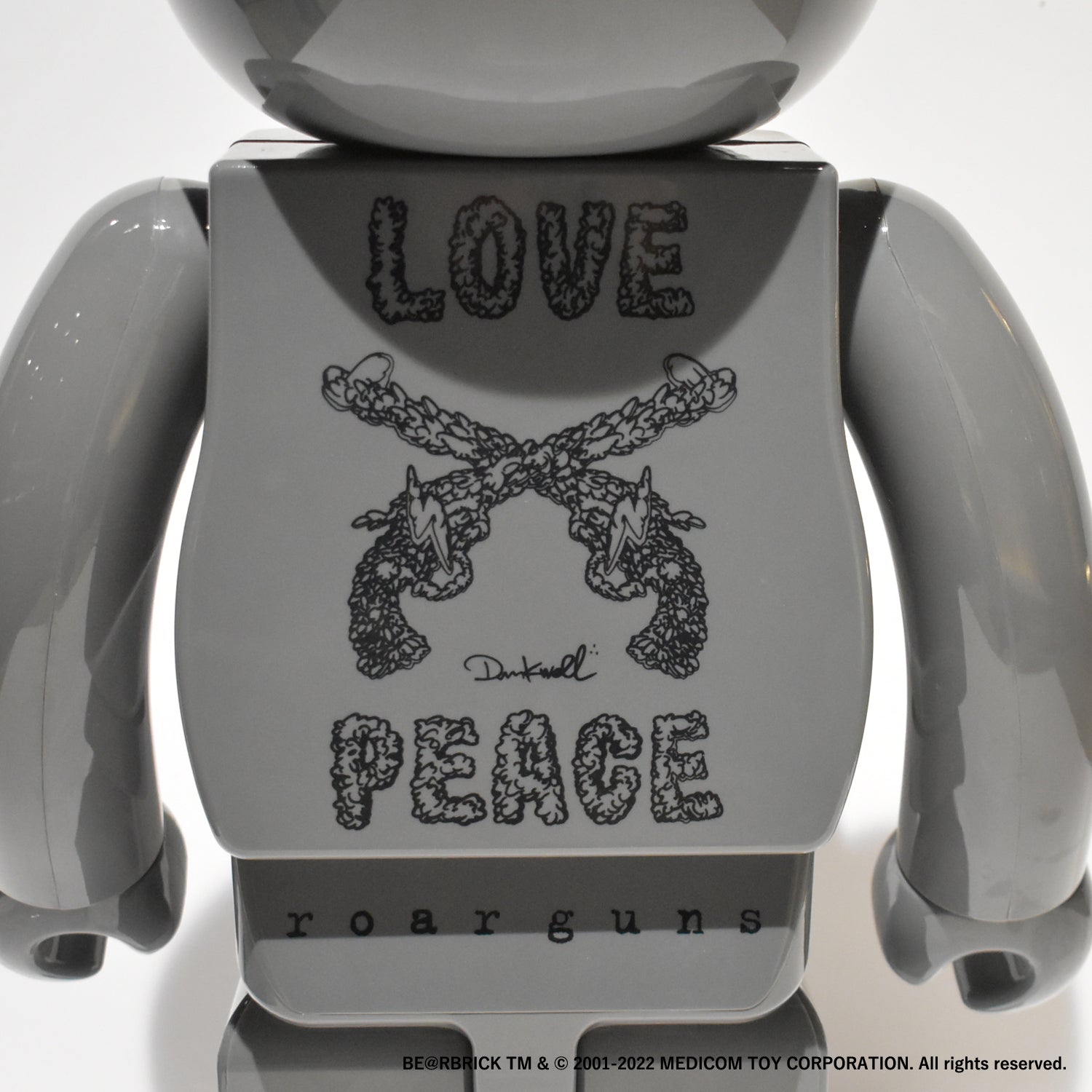 画像をギャラリービューアに読み込む, roarguns 20th Anniversary Model BE@RBRICK 100% & 400% SET