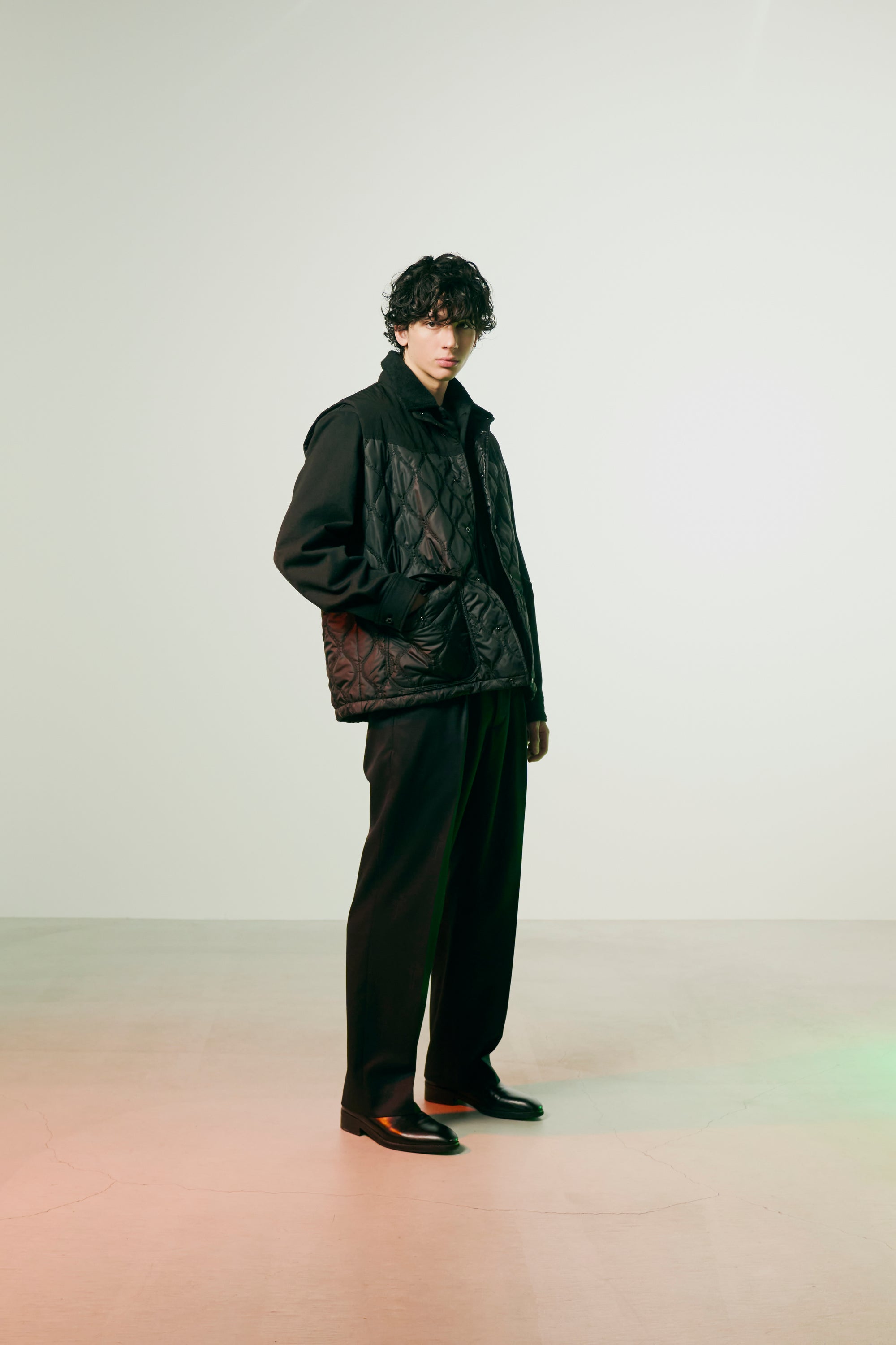 画像をギャラリービューアに読み込む, CHAIN QUILT VEST / BLACK