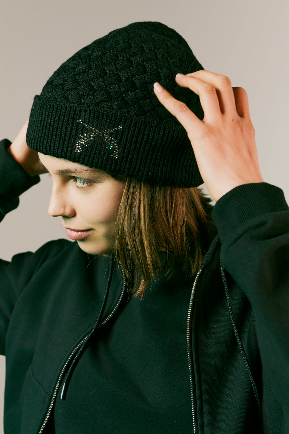 将图片加载到图库查看器，FAR BASKET KNIT CAP CROSSGUN CRYSTAL / BLACK