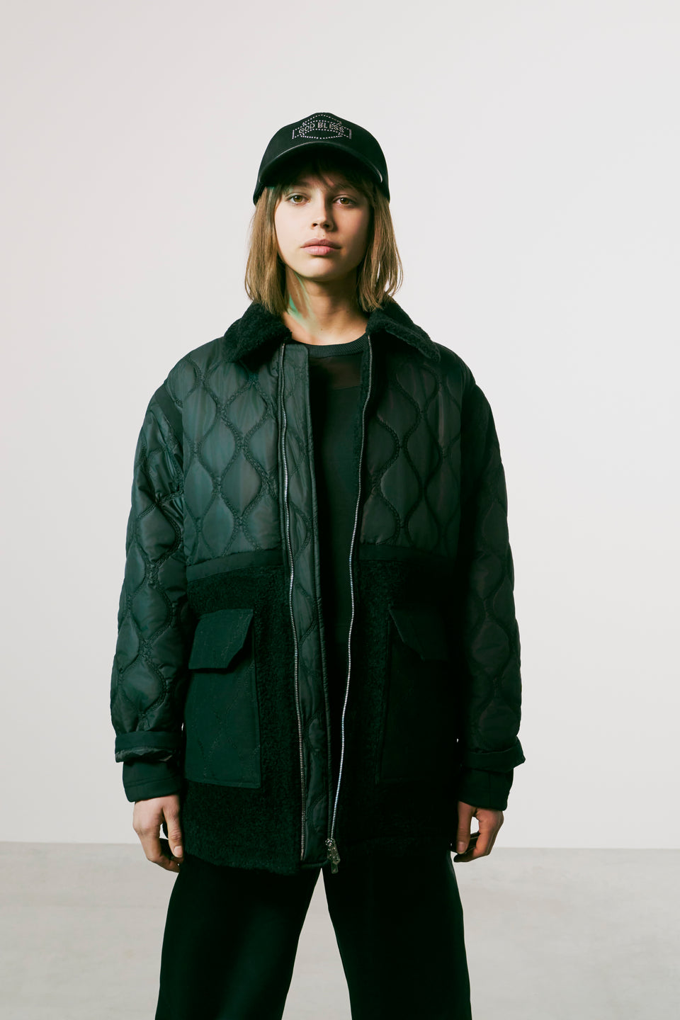 将图片加载到图库查看器，CHAIN QUILT JACKET / BLACK