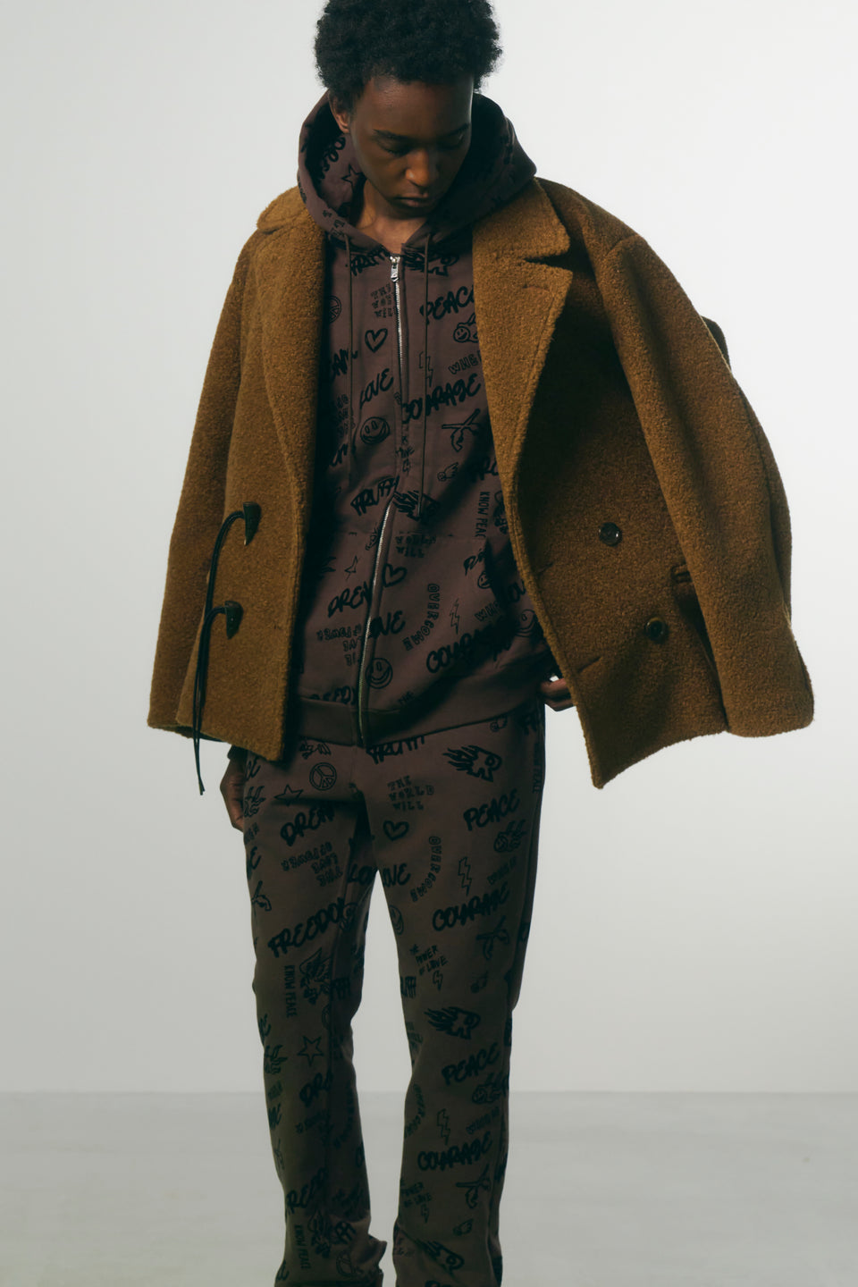 将图片加载到图库查看器，FLOCKY PRINT PANTS / BROWN