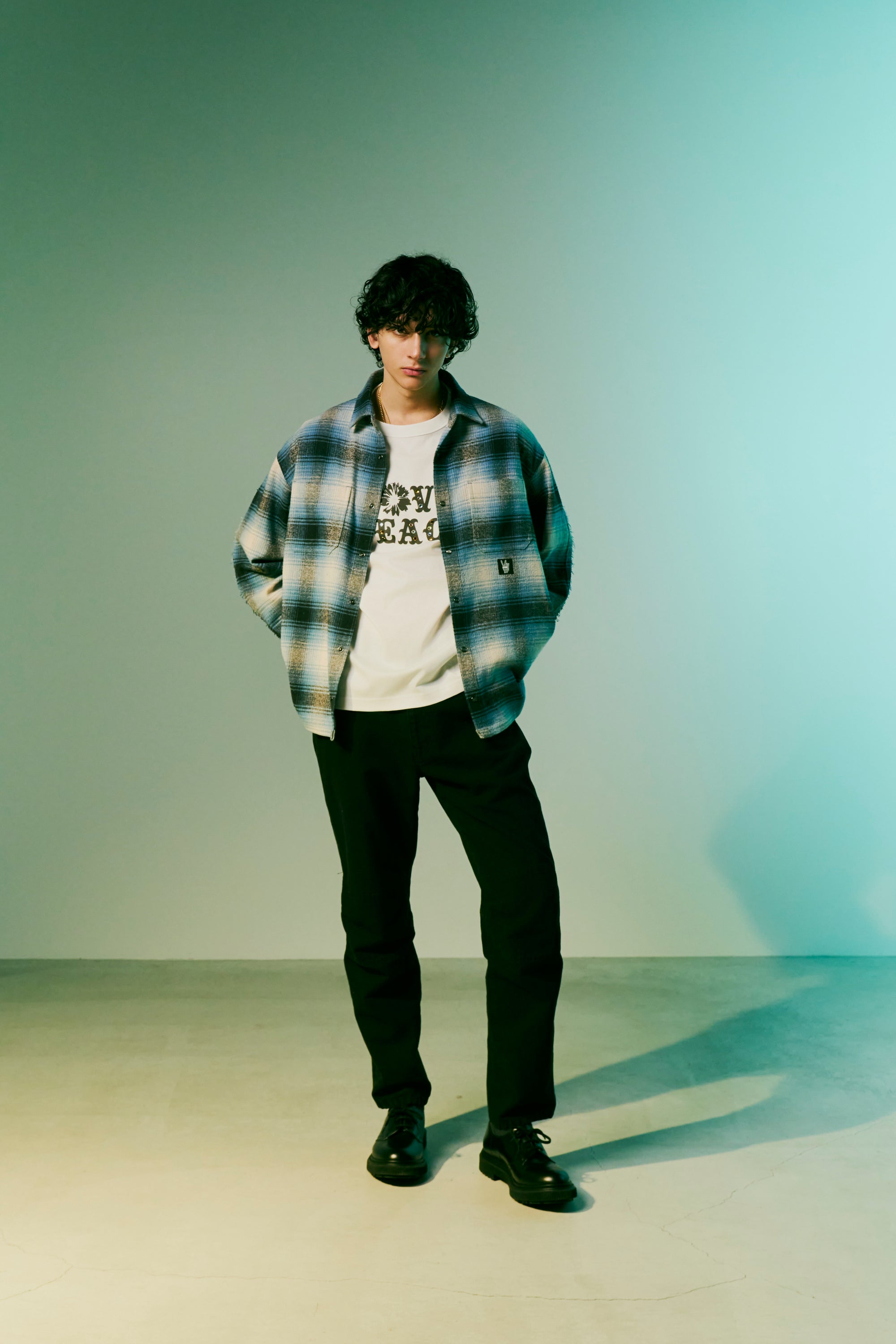 画像をギャラリービューアに読み込む, LIMITED EDITION COTTON SILK CHECK SHIRT / SAX BLUE