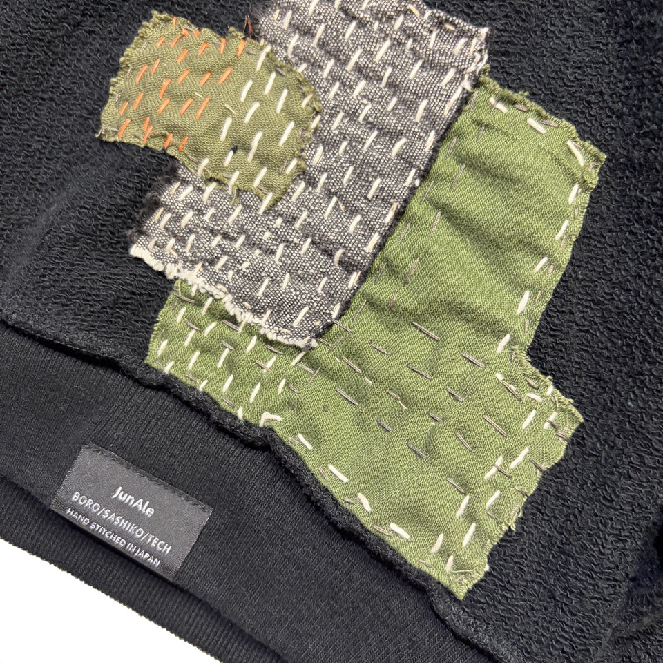 画像をギャラリービューアに読み込む, JunAle SASHIKO SWEATSHIRT EMBLEM / BLACK