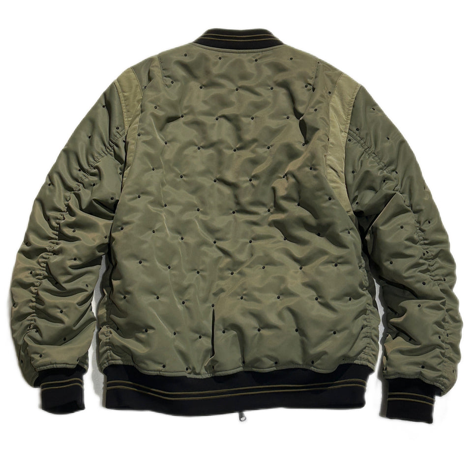 Load image into Gallery viewer, DOTS QUILT BOMBER JACKET / KHAKI