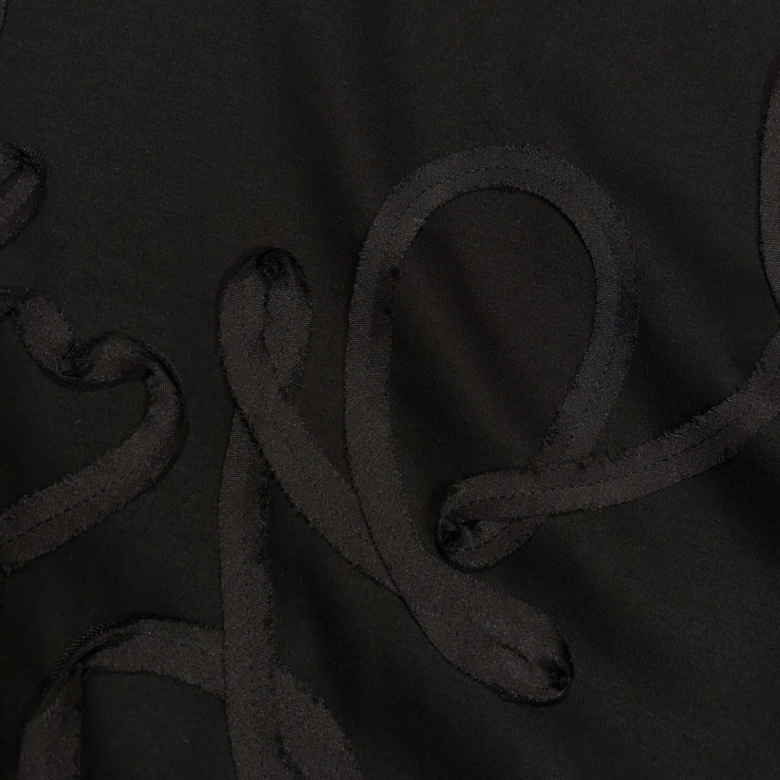Load image into Gallery viewer, WOMENS CARD EMBROIDERY T-SHIRT / BLACK