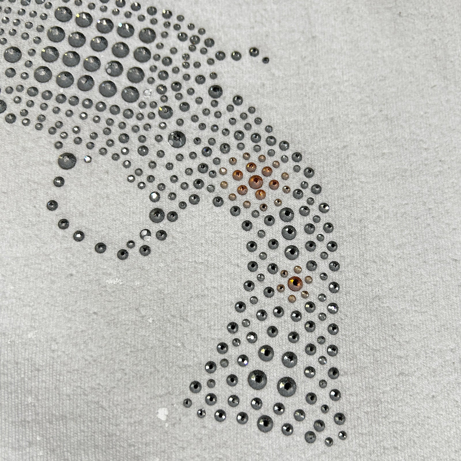 Load image into Gallery viewer, CROSSGUN CRYSTAL T-SHIRT / WHITE