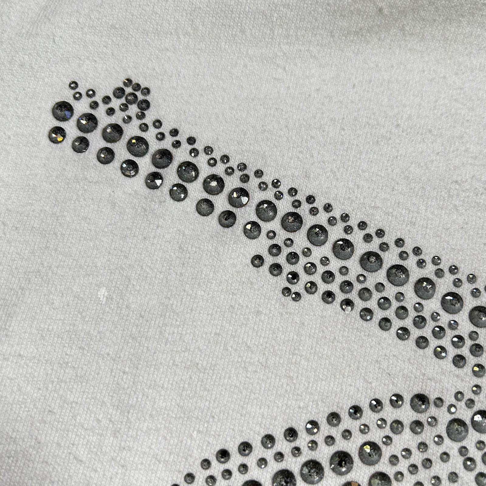 Load image into Gallery viewer, CROSSGUN CRYSTAL T-SHIRT / WHITE