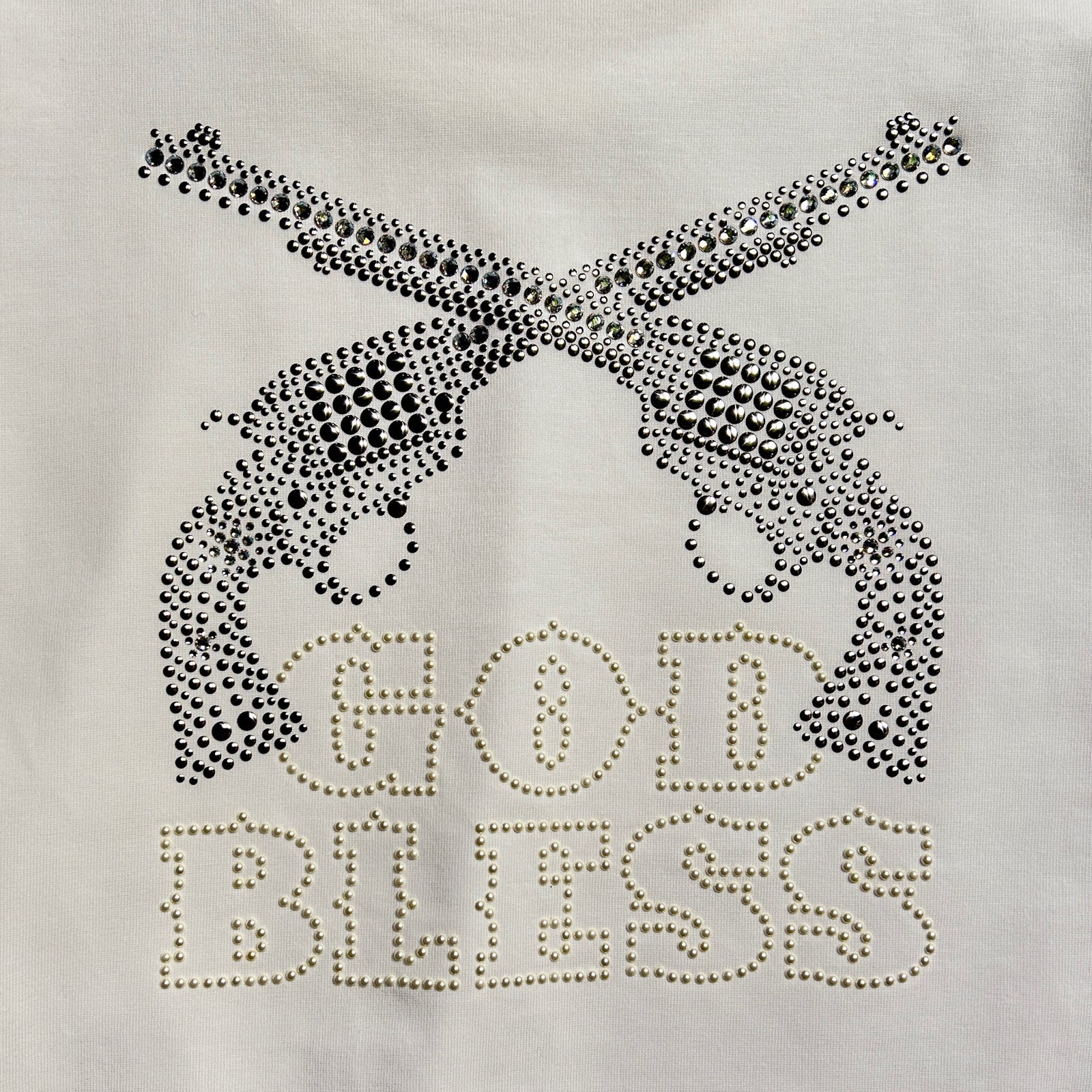 将图片加载到图库查看器，WOMEN GOD BLESS METAL CROSSGUN LONG SLEEVE T / WHITE