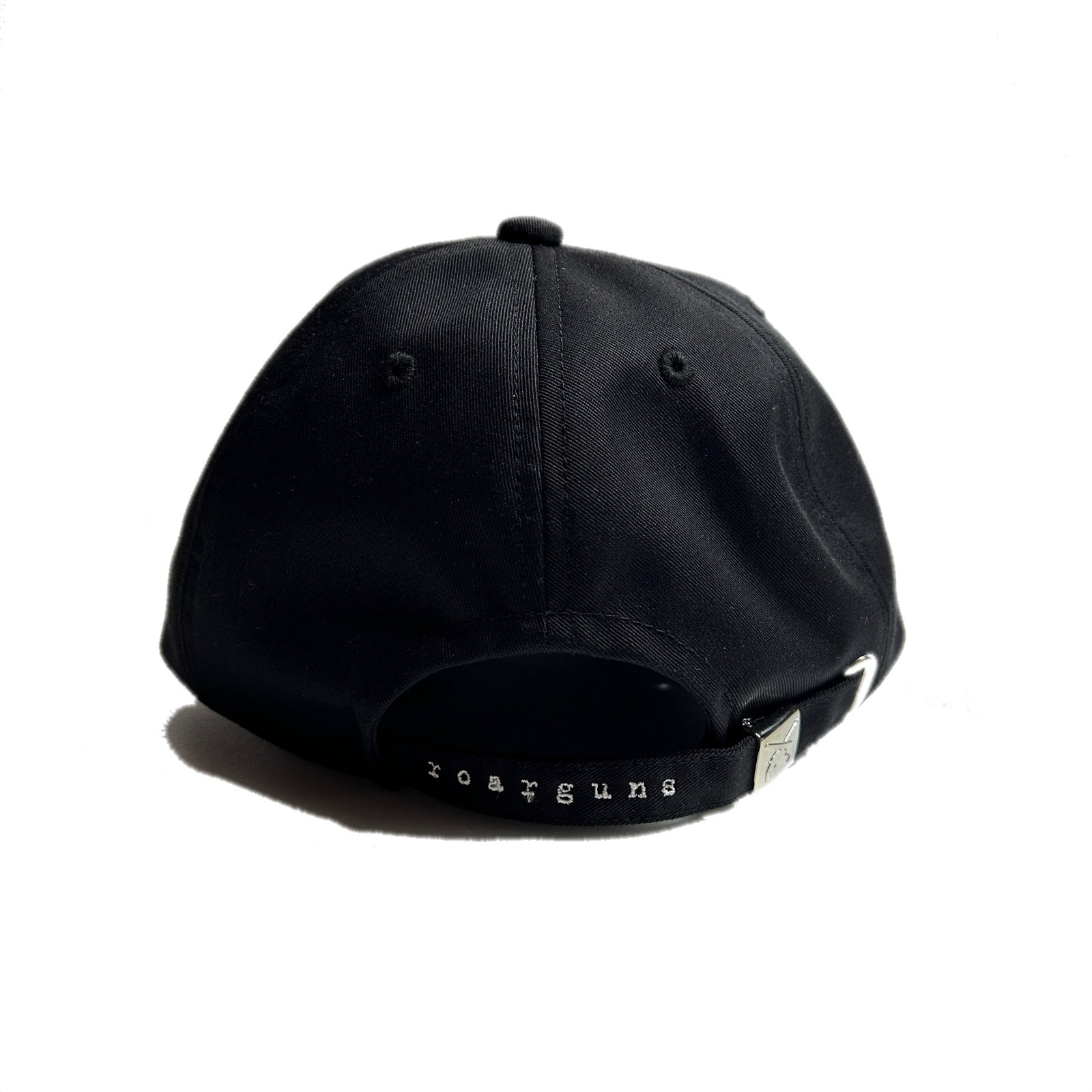 Load image into Gallery viewer, ROARGUNS LOGO EMBROIDERY BB CAP / BLACK*BLACK