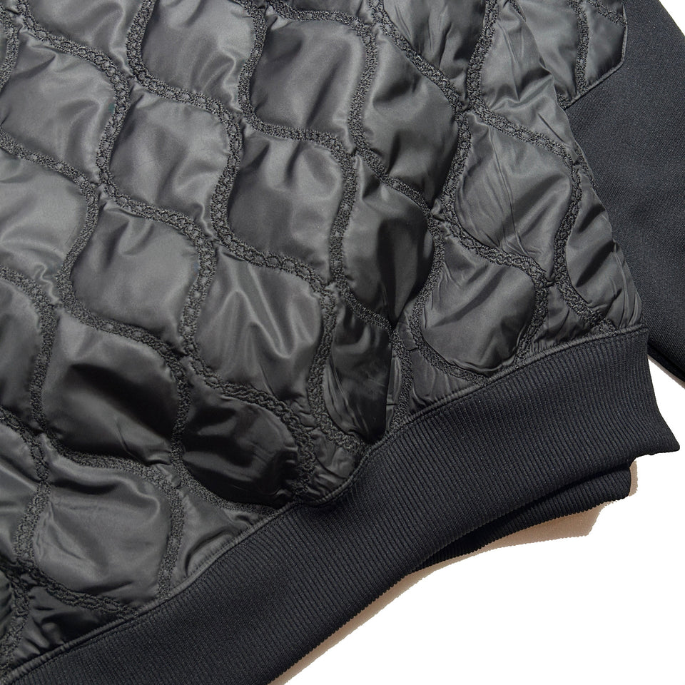 Load image into Gallery viewer, CHAIN QUILT SWEATSHIRT / BLACK