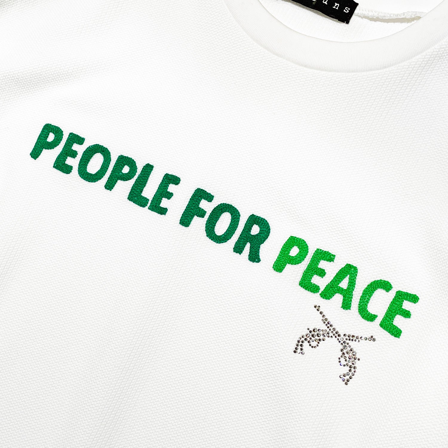 画像をギャラリービューアに読み込む, PEOPLE FOR PEACE CABLE KNIT JERSEY / WHITE